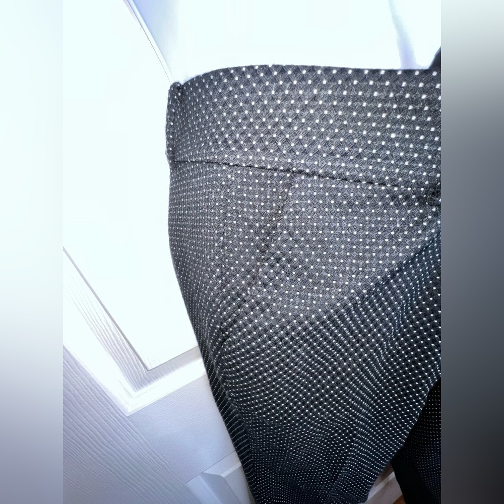 Ann Taylor Petites 4 Black White Dot Straight Leg Crop Trouser Dress Pant 4P - Picture 6 of 10